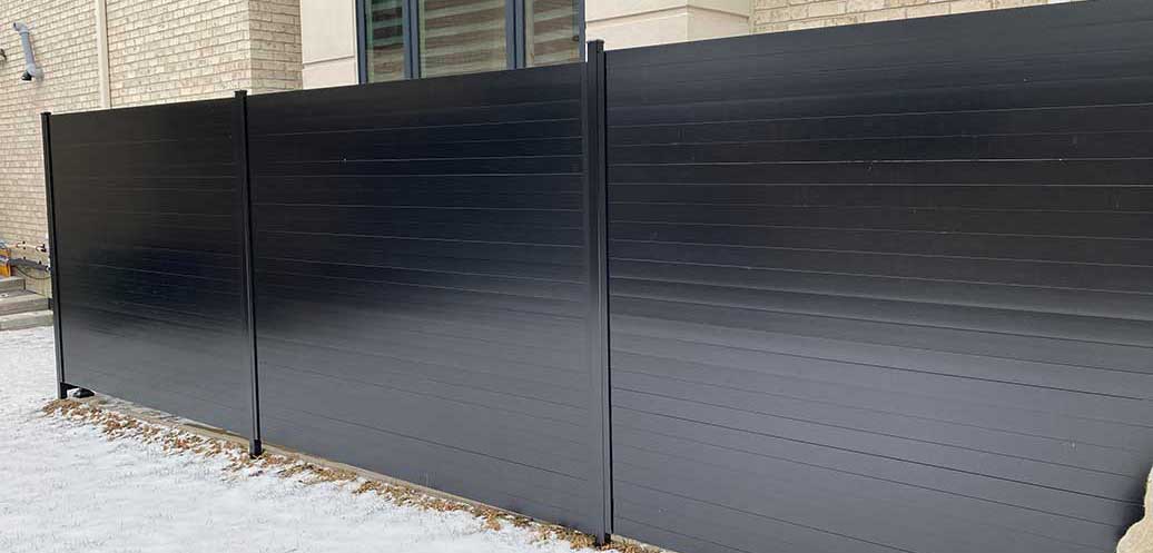 Black Fence Panel-Aluminum-Privacy-Fence--Panels-Horizontal-Aluminum-Privacy-Fence--Panels-installed-in-Oakville